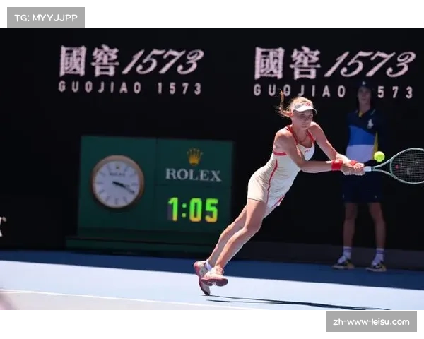 莱巴金娜发球火力全开 强力底线成世界队取胜基石